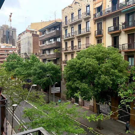 Charm Sagrada Familia Apartment Barcelona
